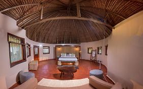 Tilenga Safari Lodge